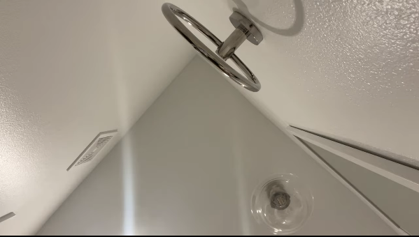ceiling.png