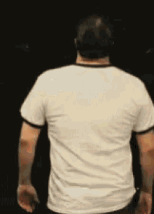 d7168d8e0524da04902081fa25d188210d3a9e753387c9cce5fd95d6407d300f_1.gif