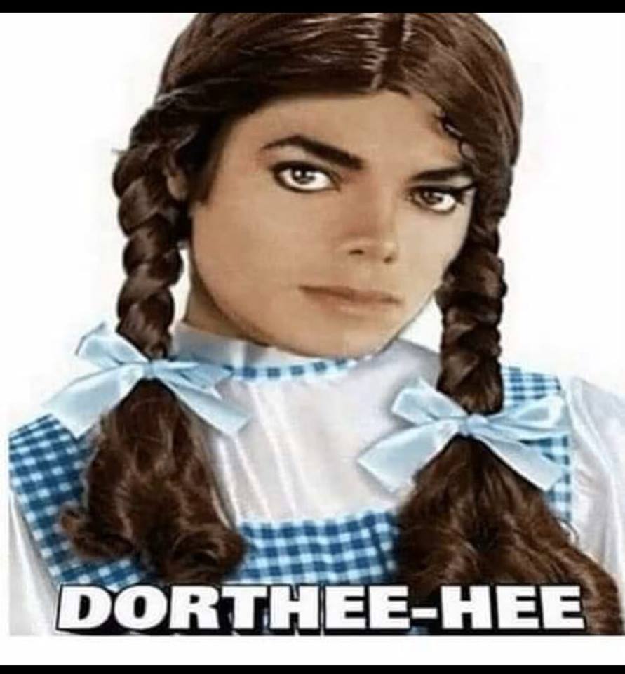 dortheehee.jpg