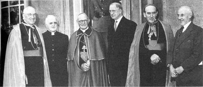 frank_duff_with_bishops.jpg