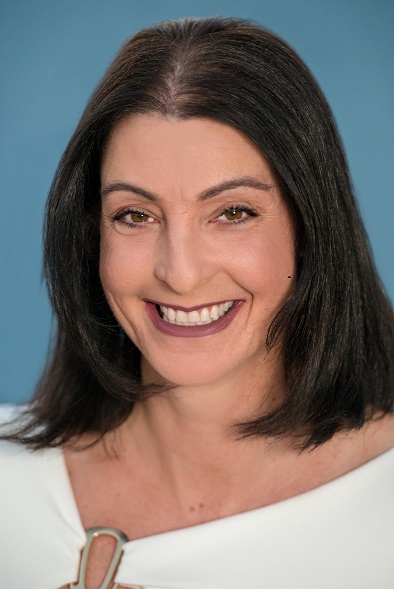 Gabrielle_dAyr_Headshots_085_web.jpg