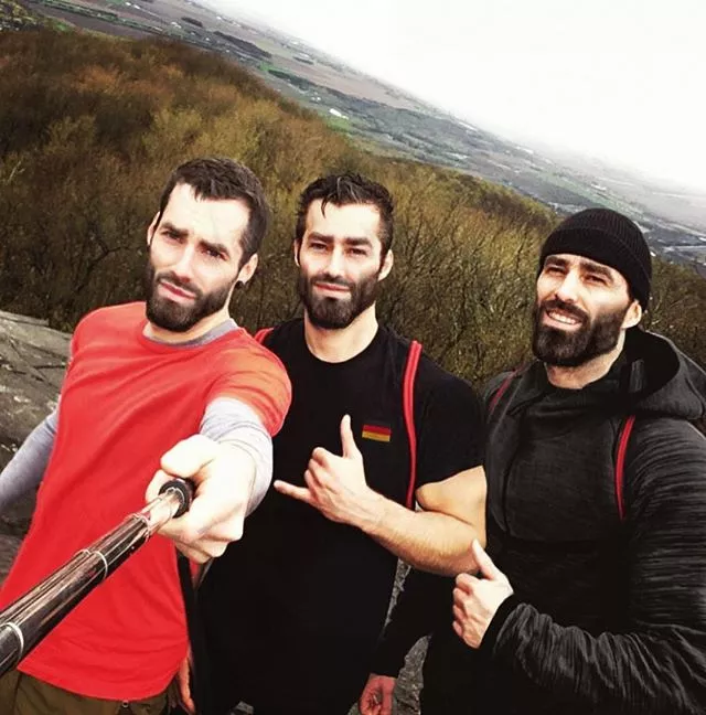 Gigachads selfie.webp