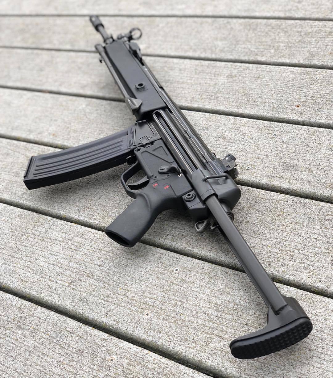 HK33 Vector.jpg