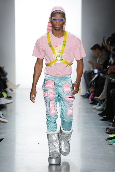 Jeremy_Scott_F18.jpg