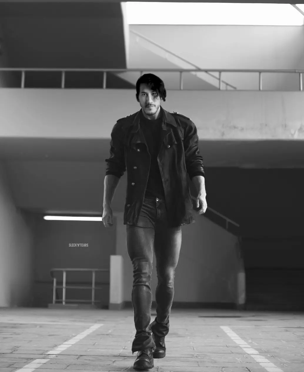 markiplier walking towards you.webp