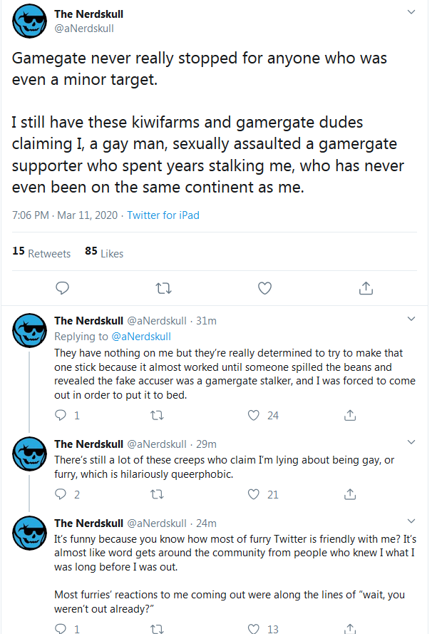 nerdskull1.png