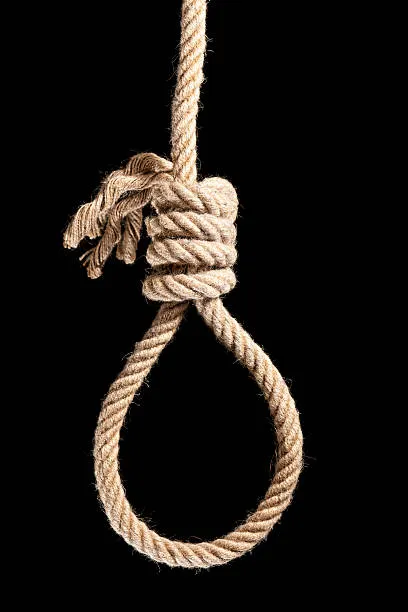 noose-isolated-on-black.webp