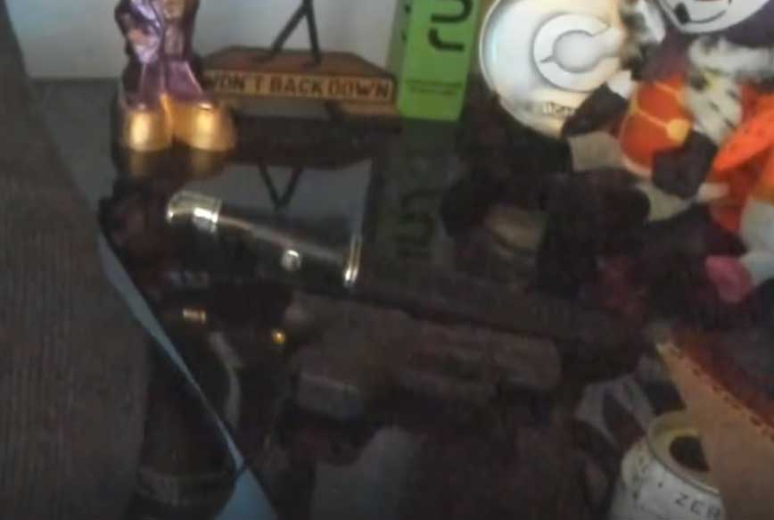 Styx_weaps_zoom.jpg
