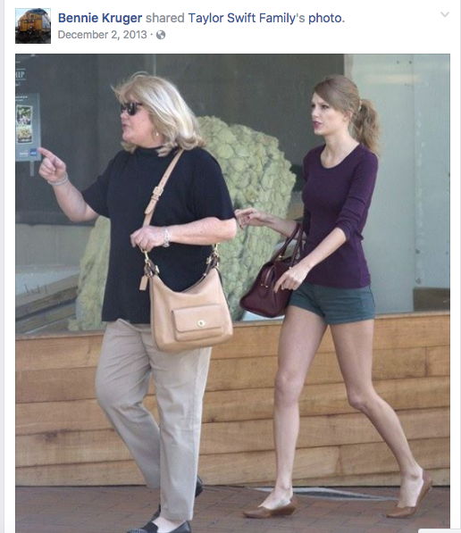 Taylor Swift 2013-12-02 02.png