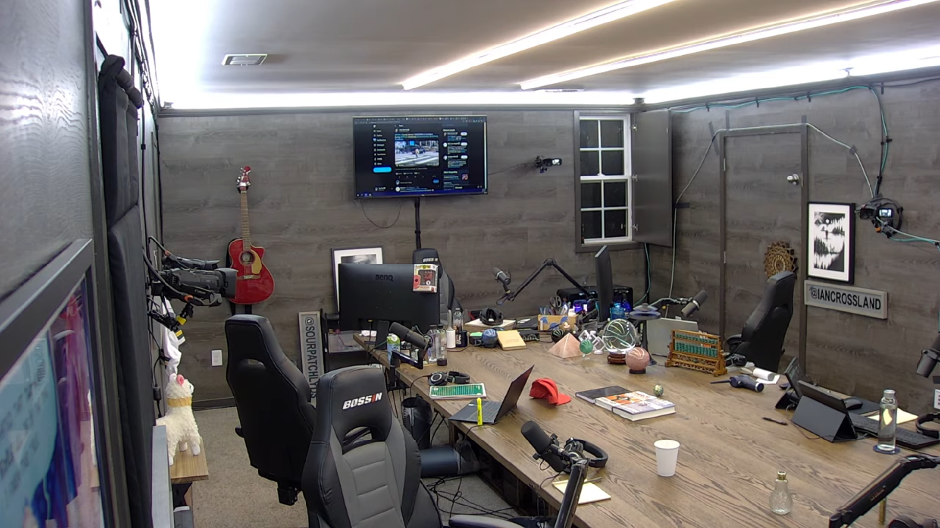 timcastempty.PNG