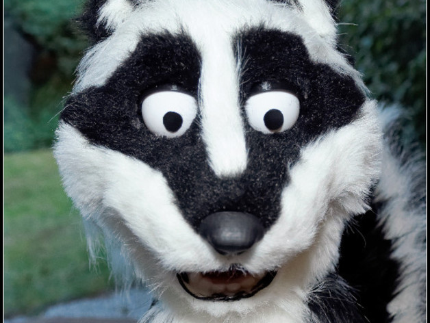 working_on_a_skunk_puppet5_preview_featured.jpg