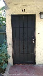 www.zillow.com